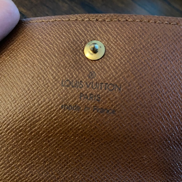 Louis Vuitton Monogram Porte Monnaie Billets Carte - Picture 2 of 9